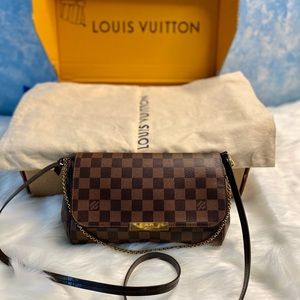 Louis Vuitton Brown Favorite Damier MM Canvas Crossbody Bag